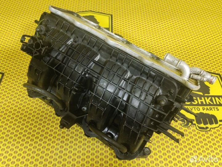 Коллектор впускной Skoda Superb