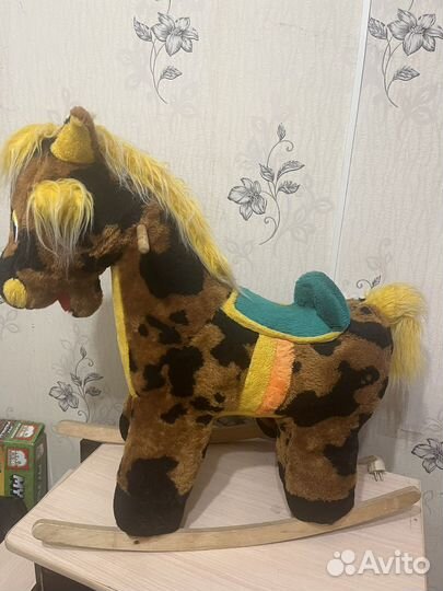 Качалка лошадь