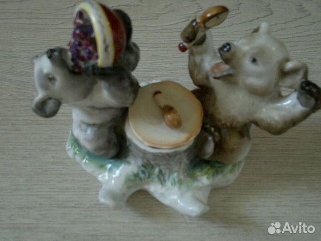 Фарфоровые статуэтки