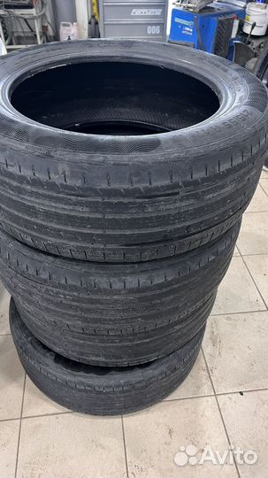 Continental ContiPremiumContact 215/55 R17