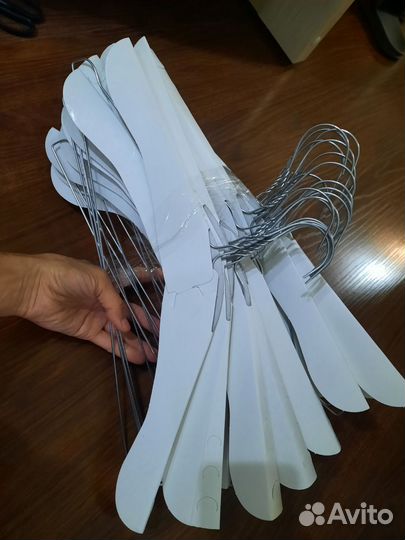 Вешалки плечики для одежды алюминий