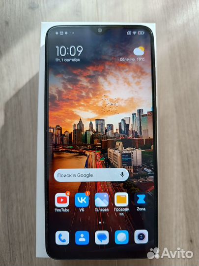 Телефон Xiaomi redmi note 8 pro
