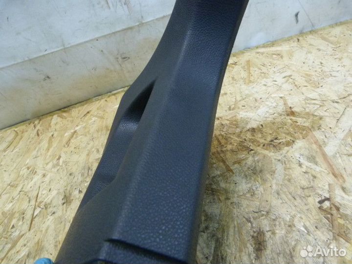 Накладка порога передняя левая VW Jetta 2006-2011