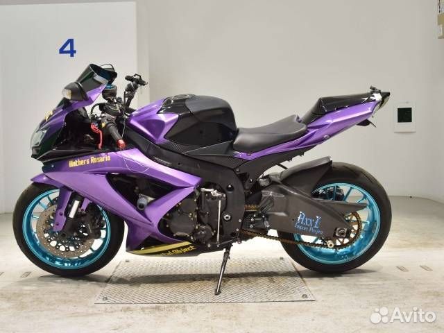 Suzuki GSX-R750