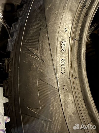 Pirelli Scorpion Ice Zero 2 225/65 R17