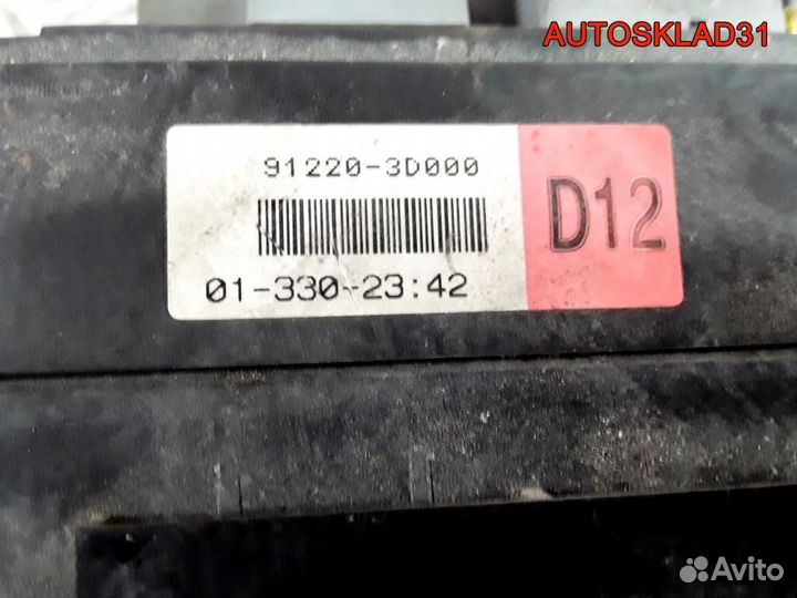 Блок предохранителей Hyundai Sonata 4 912203D000