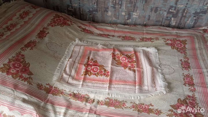 Покрывало на 2 х спальную кровать бу
