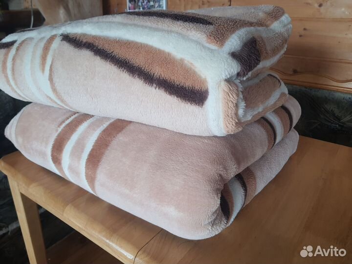 Два пушистых одеяла/покрывала/пледа, ш 240 и 160