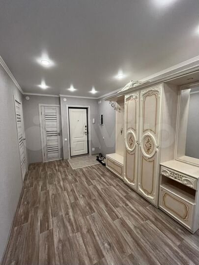 2-к. квартира, 73 м², 3/5 эт.