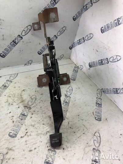 Рычаг педаль стояночного тормоза Nissan Murano Z50