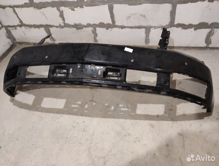 Бампер передний Chevrolet Tahoe 2016