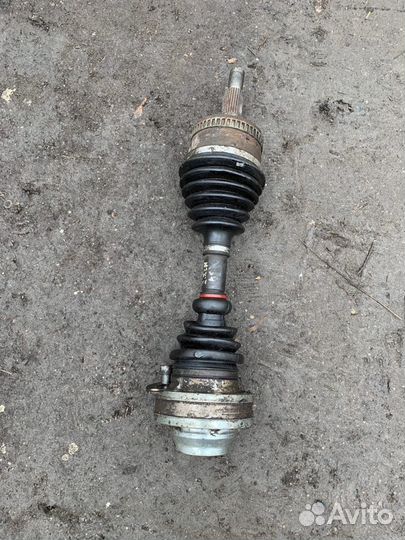 Приводной вал Mercedes Vito W638