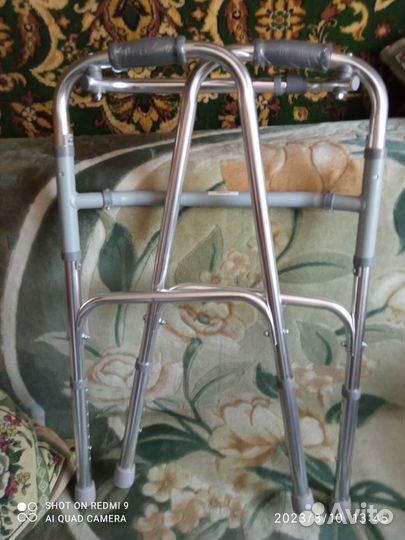 Ходунки для взрослых инвалидов