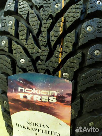Nokian Tyres Hakkapeliitta 9 SUV 225/60 R17