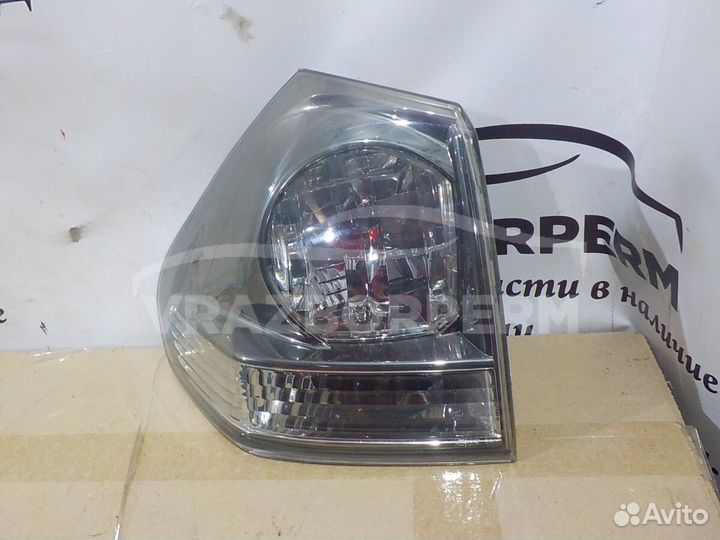 Фонарь задний левый Lexus RX