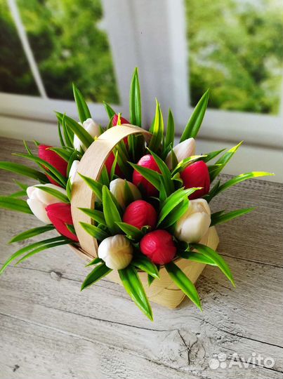 Тюльпаны всегда актуальны