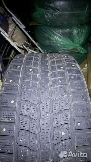 Dunlop SP Winter Ice 01 235/45 R17 97T