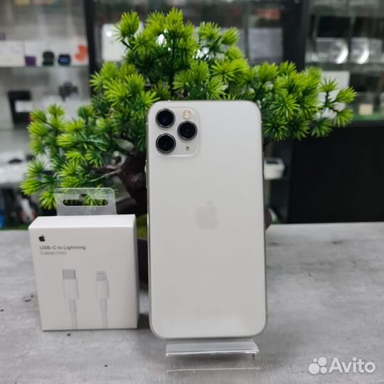 iPhone 11 Pro, 64 ГБ