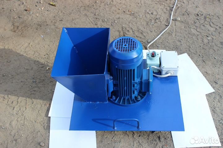 Зернодробилка дку