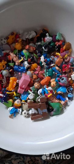 Игрушки из киндера