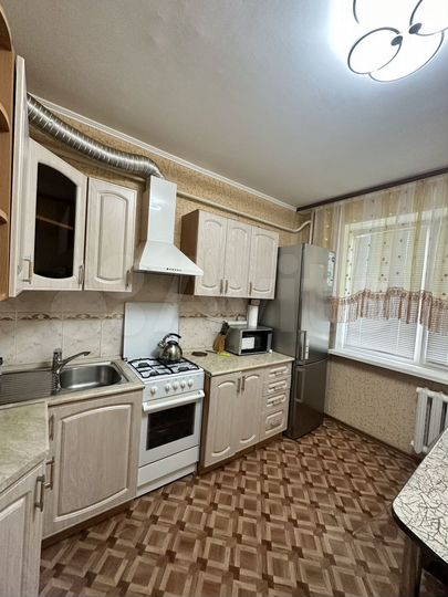 2-к. квартира, 50 м², 2/9 эт.