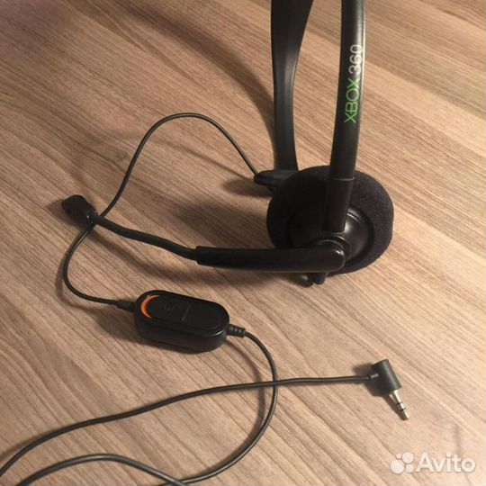 Гарнитура - наушник с микрофоном, штекер 2,5