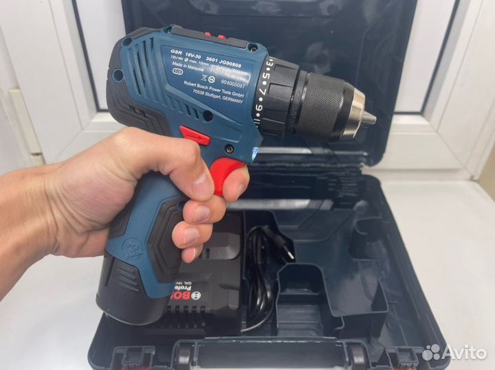 Шуруповерт (реплика)