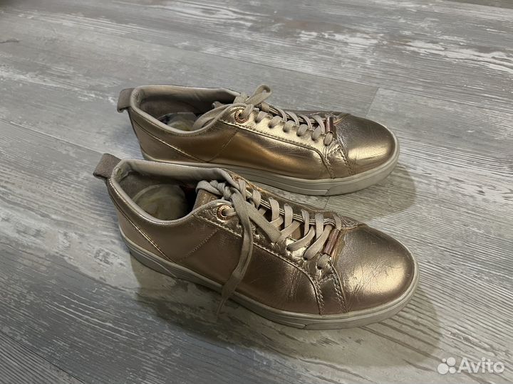 Кроссовки ted baker золотые/розовые