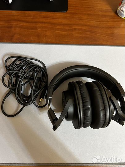 Наушники Audio-Technica ATH-M40x