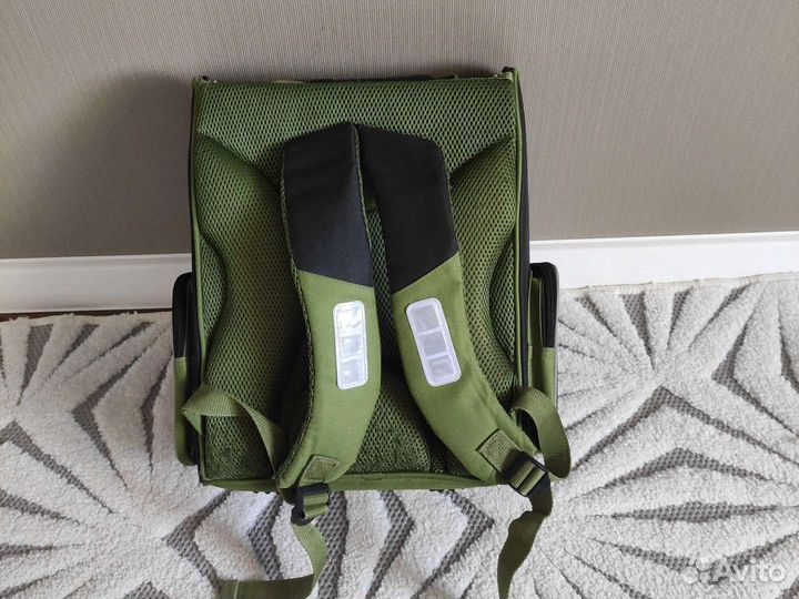 Школьный рюкзак