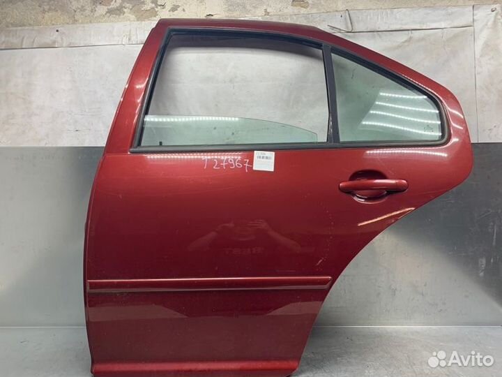 Дверь задняя левая Volkswagen Bora 1997-2005 седан