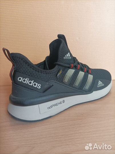 Adidas мужские кроссовки