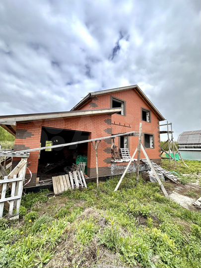 Дом 178 м² на участке 10 сот.