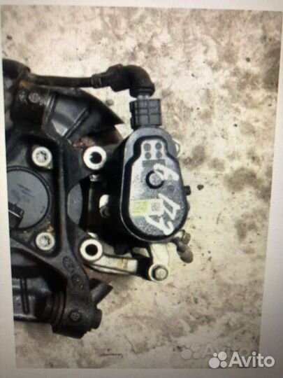 Суппорт задний правый Kia K3 Forte 5