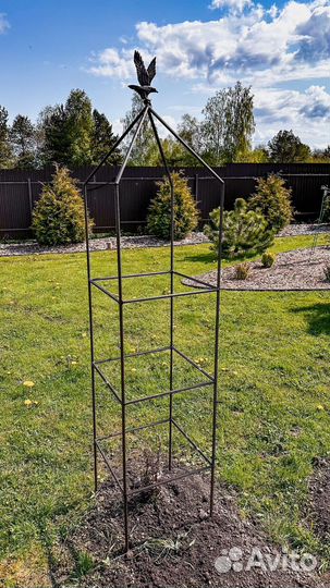Опора для вьющихся растений