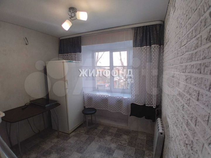 2-к. квартира, 46 м², 3/3 эт.