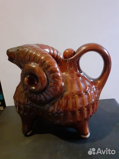 Рама и рамки для картин: дерево пластик