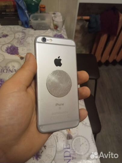 iPhone 6S, 32 ГБ