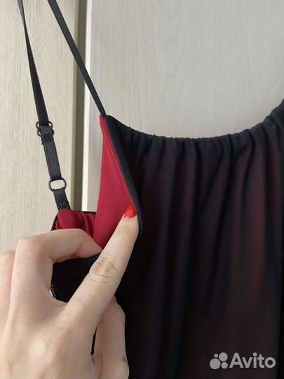 Бордовое платье