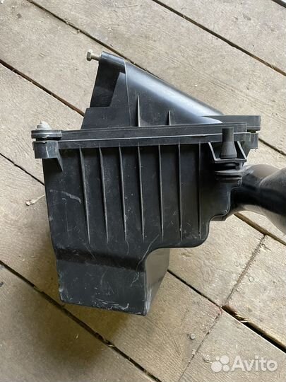 Корпус воздушного фильтра kalina 1