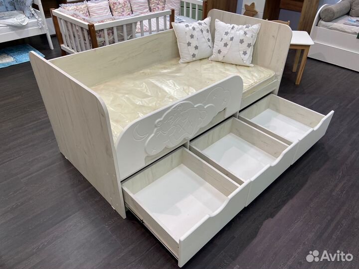 Детская кровать с Ящиками