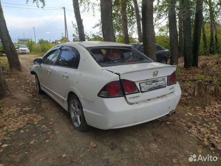 Разбор Honda civic 4d 1.8 АКПП, запчасти