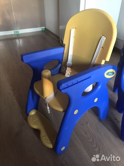Детский стульчик для кормления