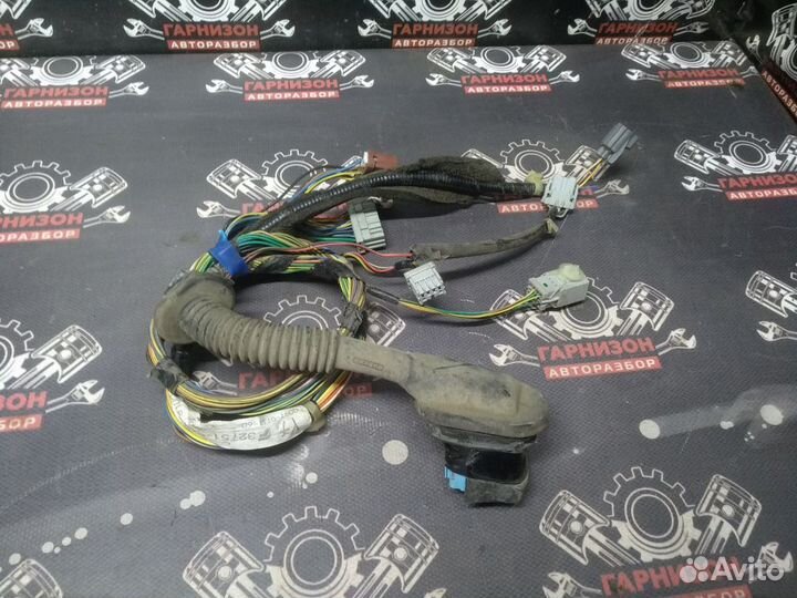 Проводка двери Honda HR-V GH1