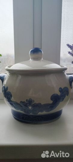 Супница с крышкой СССР. Молочники