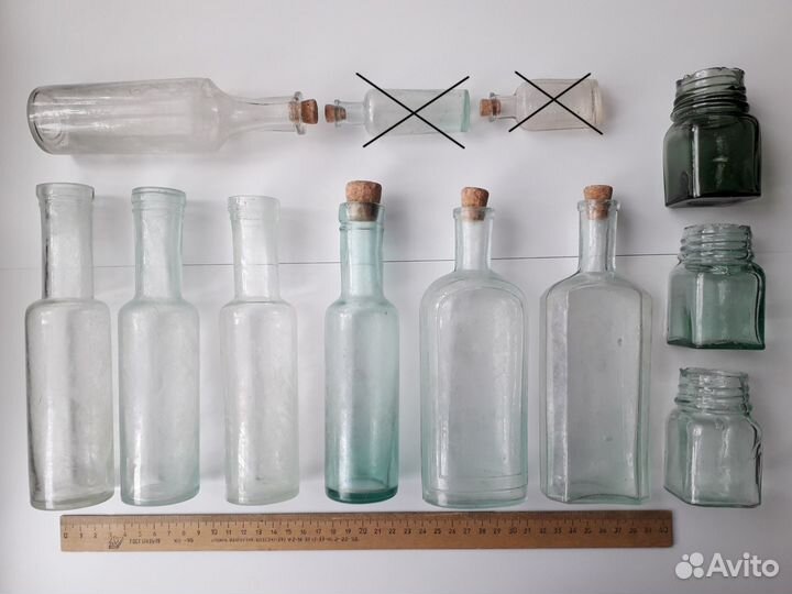 Старинные пузырьки аптека, парфюмерия, чернильницы