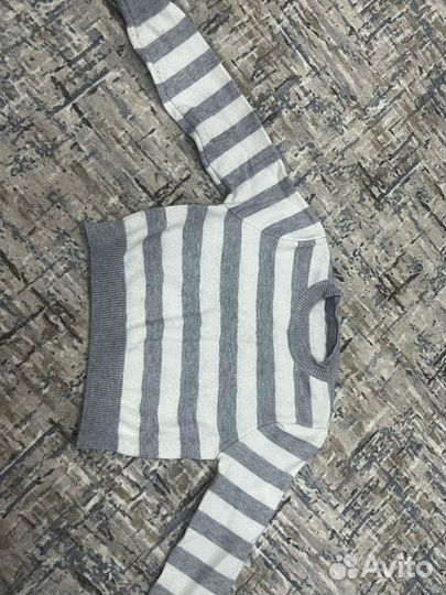 Свитер женский