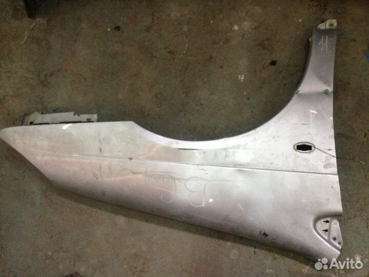 Крыло переднее правое Citroen C5 2.2 2002