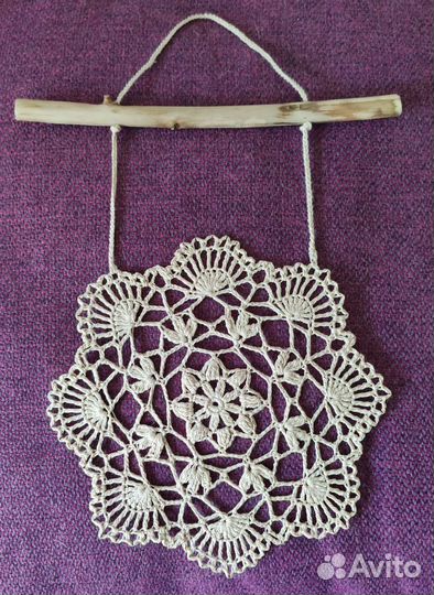 Декоративное настенное панно вязаное, мандала