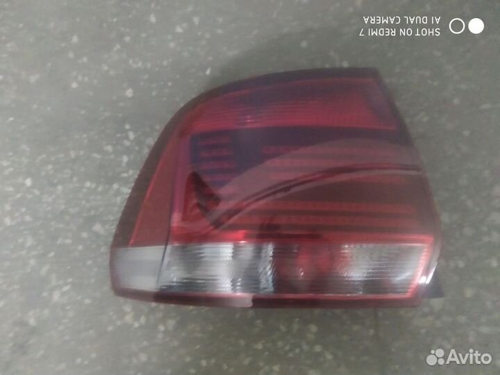 Фонарь задний Фольксваген Поло 15-20 г.в